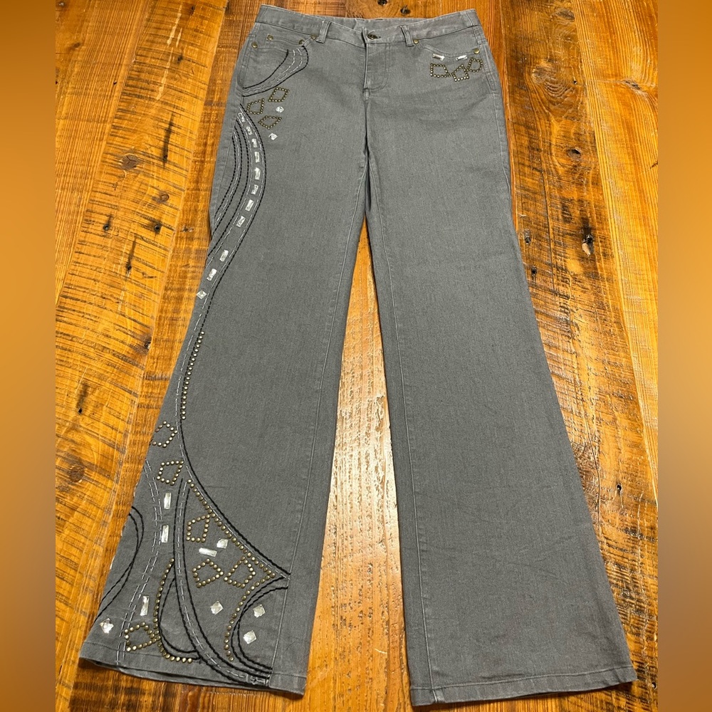 Monroe & Main Grey Beaded Flare Leg Jeans Size 6